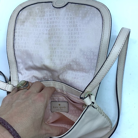 Kate Spade Light Pink shoulder Purse - Picture 3 of 10